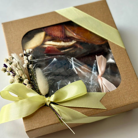 Medium gift box